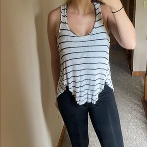 Super soft, raw hem Altar’d State tank top